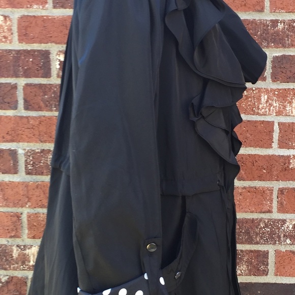 Ruffled Jacket - Picture 4 of 5